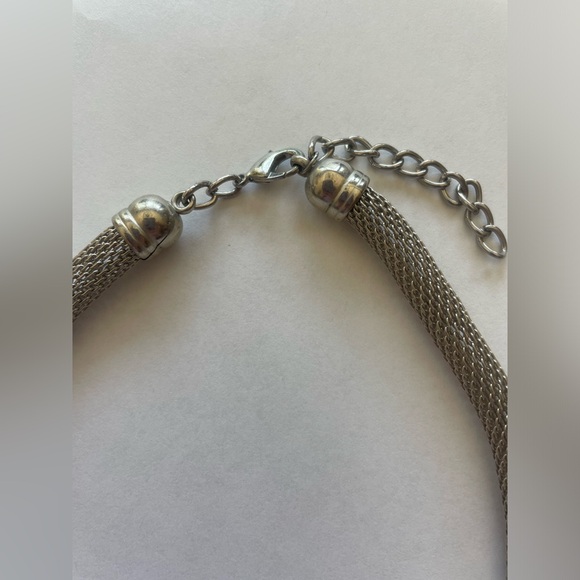 Trendy Statement Necklace - Picture 3 of 3